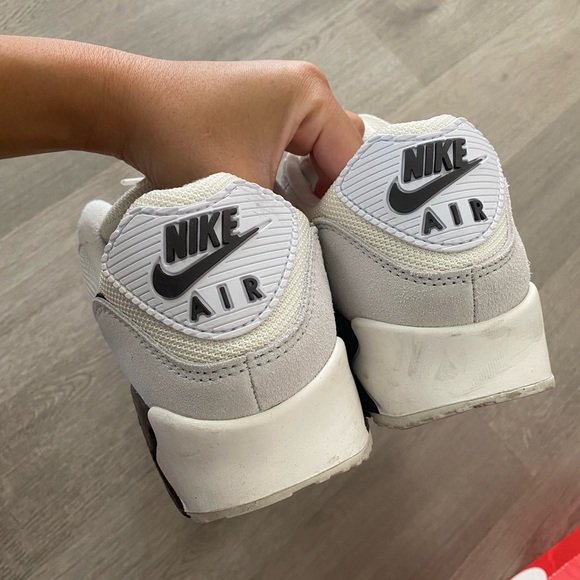 ***SOLD**NIKE AIR MAX BROWN/GRAY/WHITE SNEAKERS - Picture 3 of 4